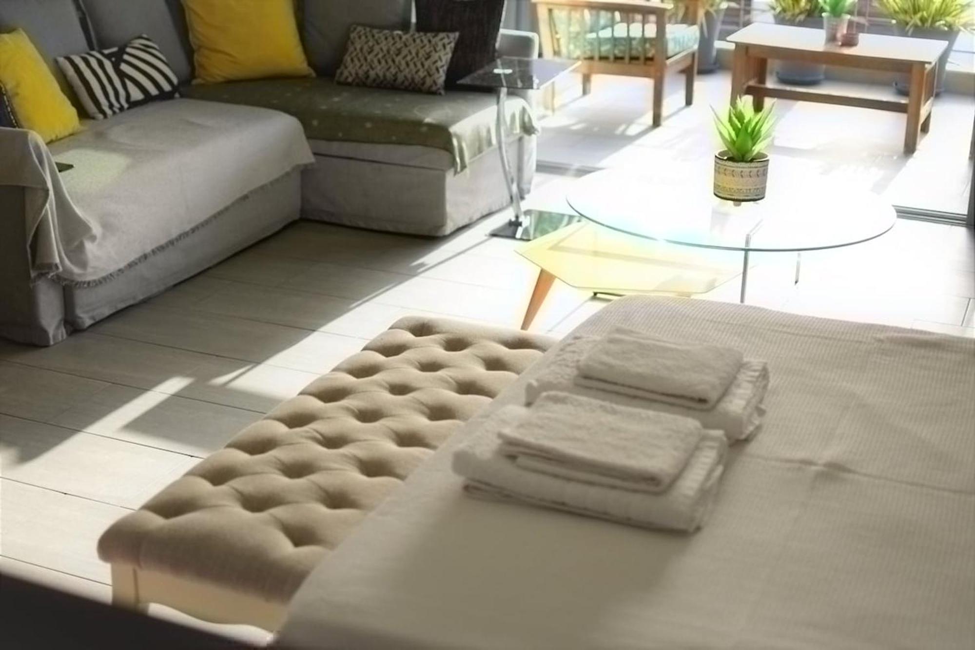 Stylish Boutique Loft With Private Balcony Apartment Athens Exterior photo